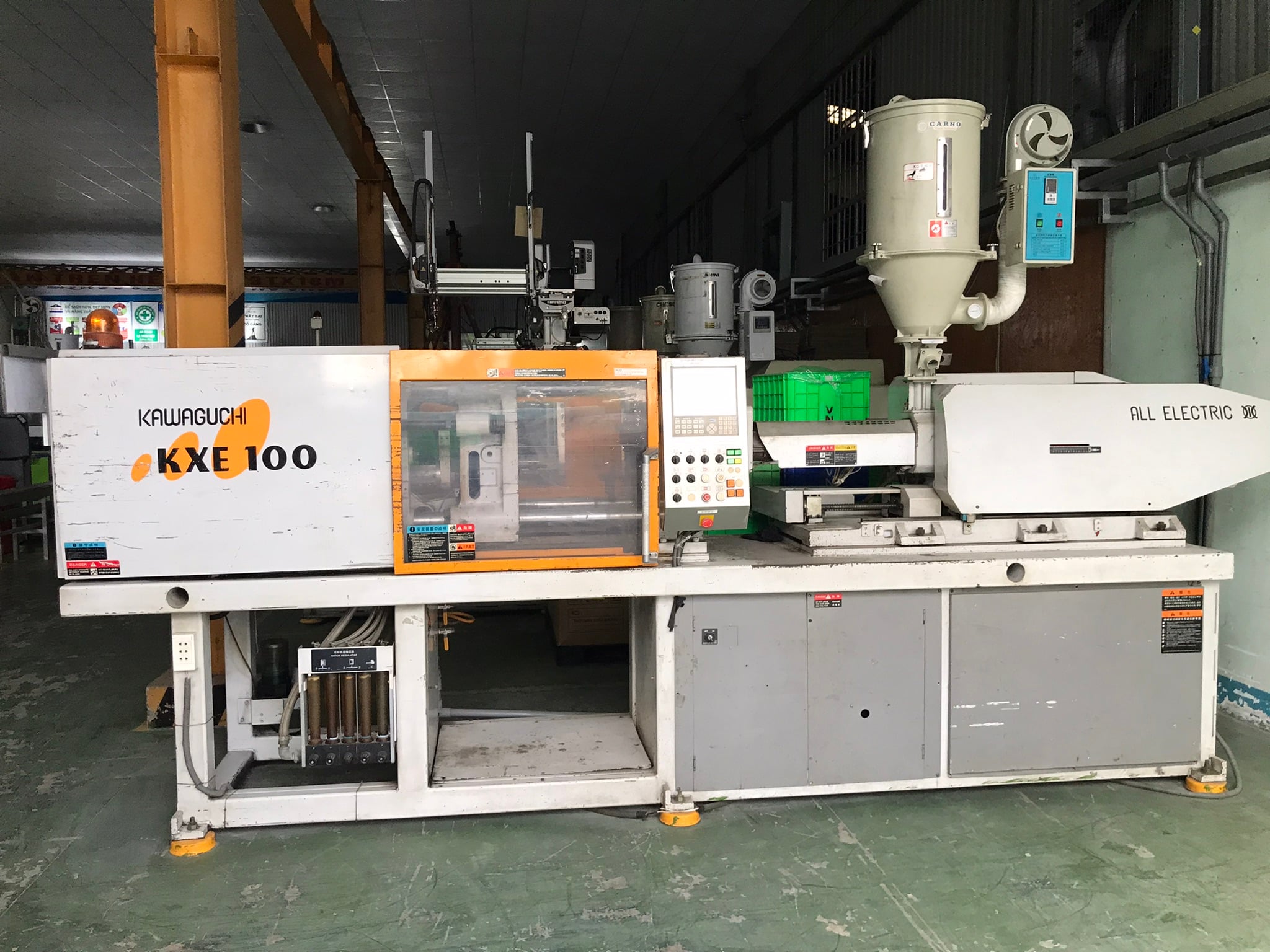 plastic injection machine (5).JPEG